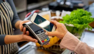 Retailer Debit Cards: Why Doesn’t Everyone Do It?